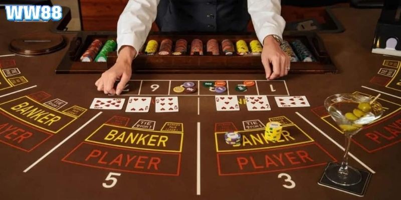 Tùy theo từng trường hợp mà người chơi Baccarat có được rút lá thứ 3 không
